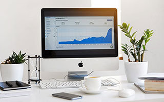 半岛体育app官方下载-曼城客场大胜，领跑小组晋级淘汰赛，曼城客场战绩