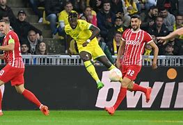 半岛体育在线官网-弗赖堡主场惨遭逆转，胜利红线渐行渐远的简单介绍