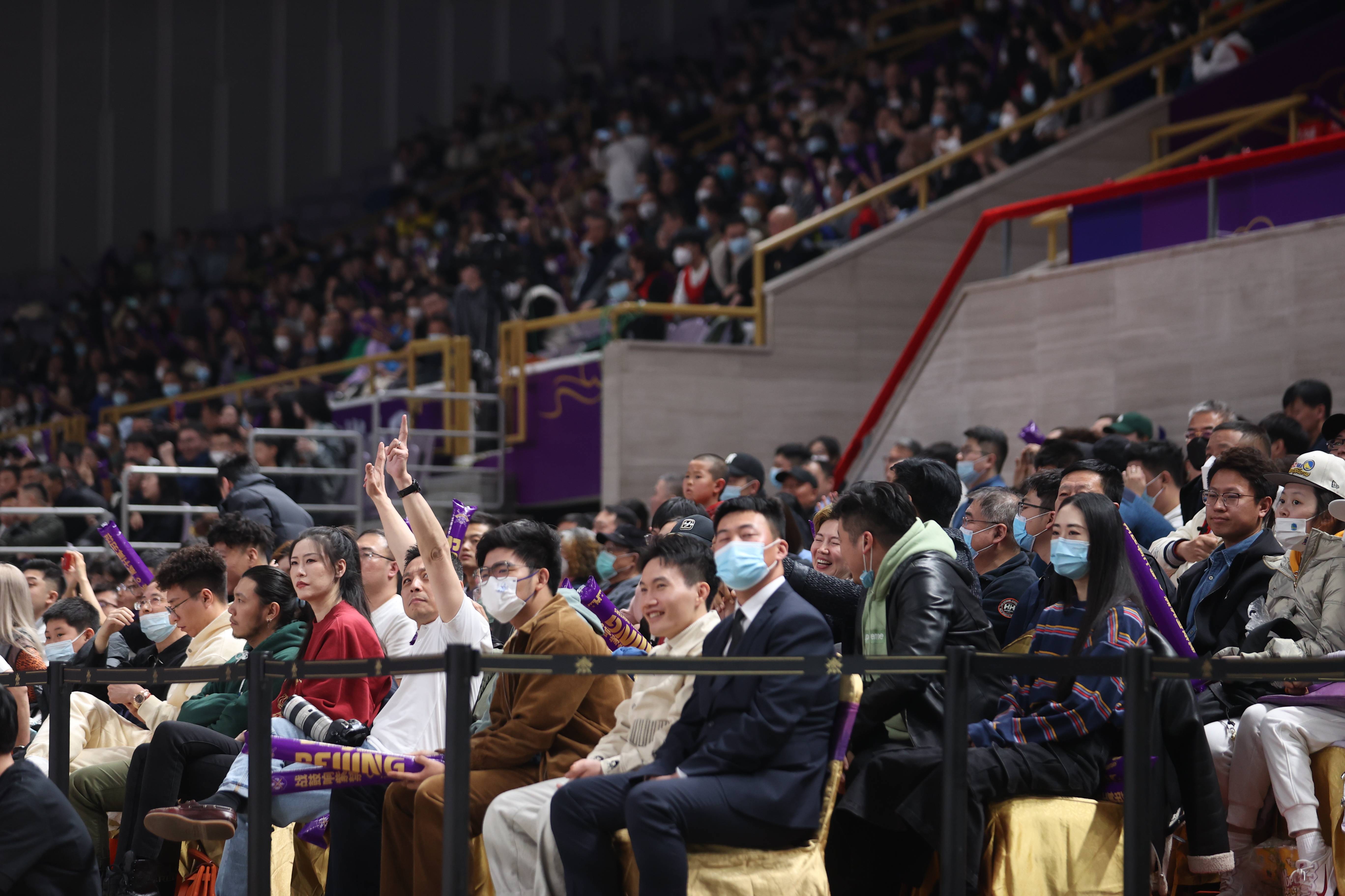 半岛体育人登录入口-体育赛场尽显风采，观众喜迎亮点