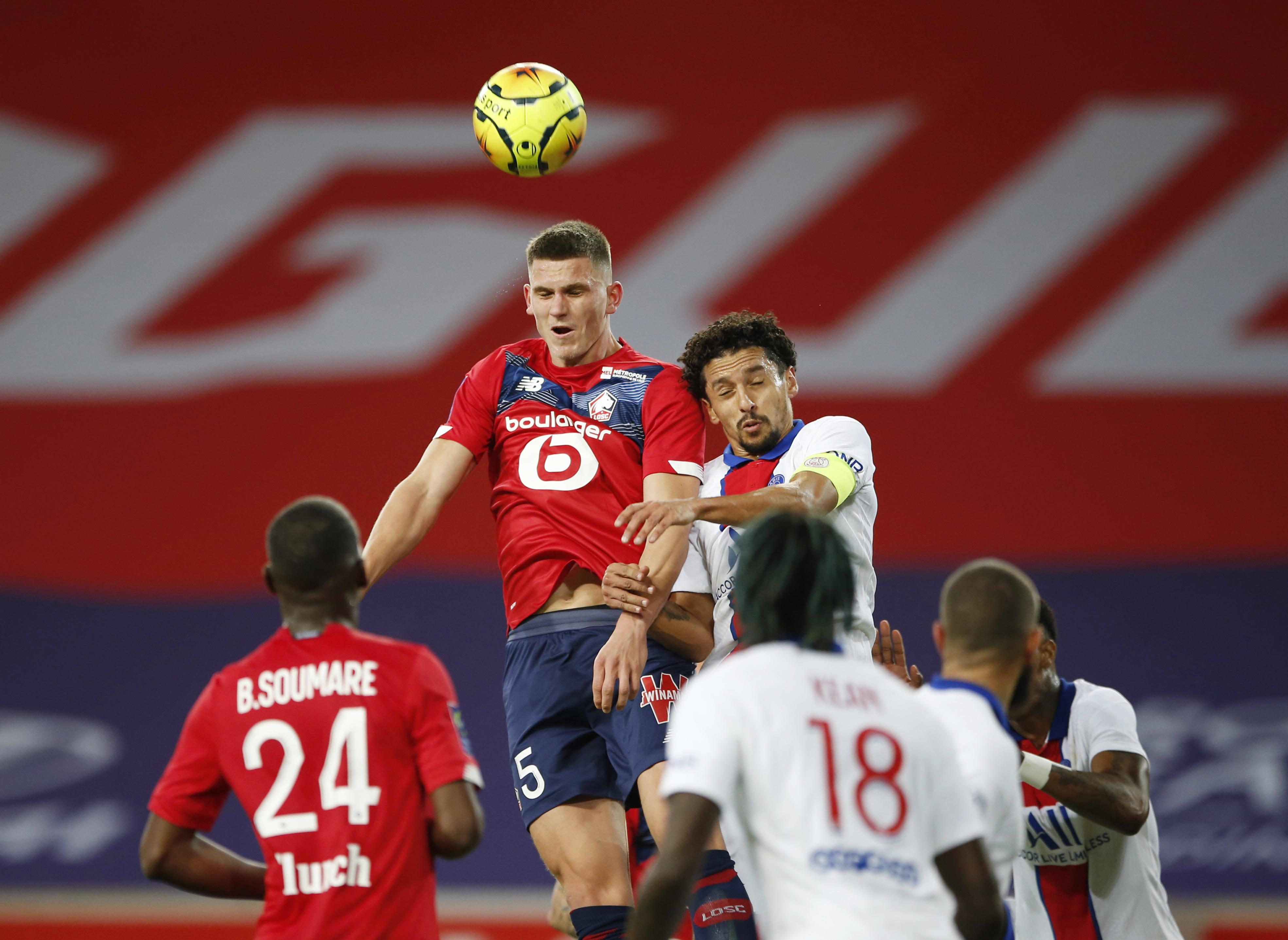 半岛体育人登录入口-法甲盛事热点纷呈，球队巅峰对决！的简单介绍