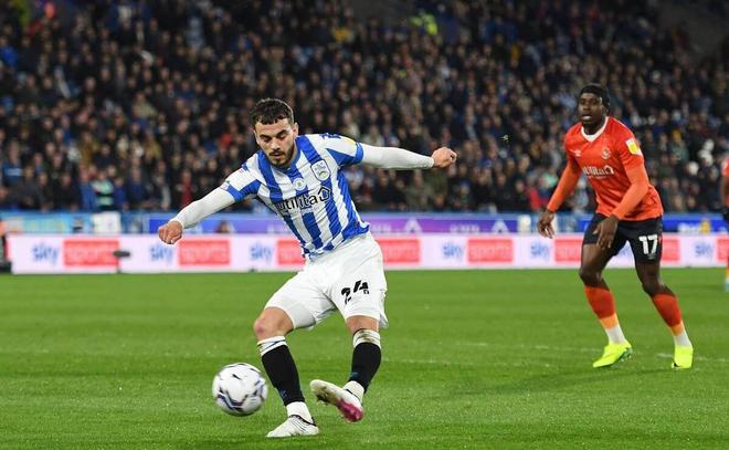 半岛体育官网首页-关于华尔油客场不敌哈德斯菲尔德，遭遇惨败的信息